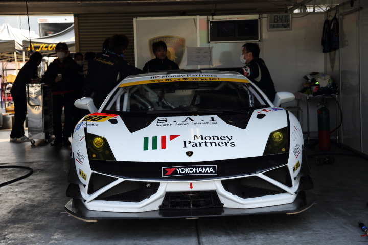 公式テスト岡山: 織戸学／青木孝行組（GT300:マネパ ランボルギーニ GT3）