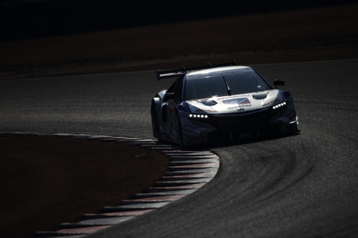 公式テスト岡山: 山本尚貴／ジャン・カール・ベルネ組（GT500:ウイダー モデューロ NSX CONCEPT-GT）