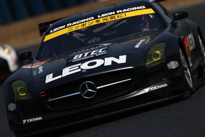 公式テスト岡山: 黒澤治樹／峰尾恭輔組（GT300:LEON SLS）