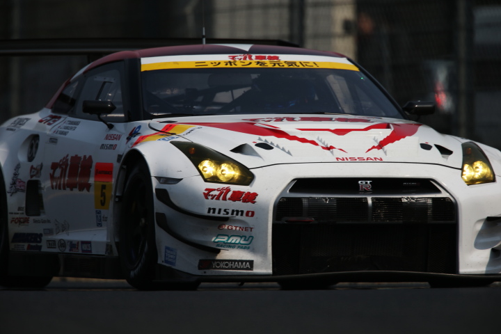 公式テスト岡山: 玉中哲二／山下潤一郎／平峰一貴組（GT300:マッハ車検 with トランスフォーマー30ｔｈ）