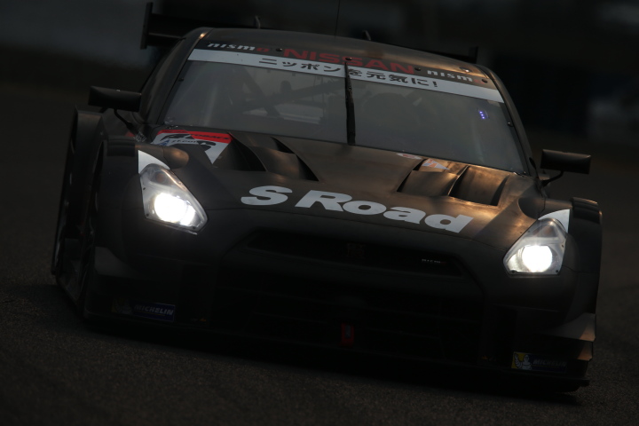 公式テスト岡山: 本山哲／柳田真孝組（GT500:S Road MOLA GT-R）