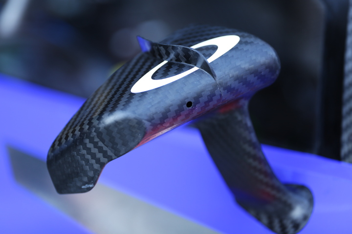 オープンピット: バックミラー