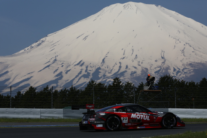 公式練習: 松田次生／ロニー・クインタレッリ組（GT500:MOTUL AUTECH GT-R）