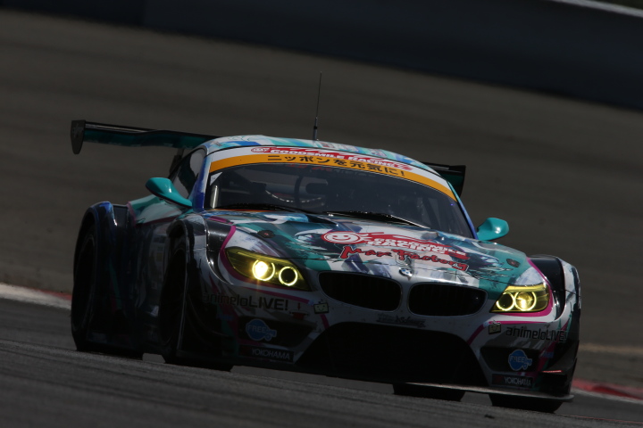 公式練習: 谷口信輝／片岡龍也組（GT300:グッドスマイル 初音ミク Z4）