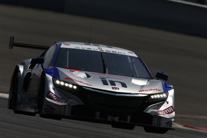 公式練習: 山本尚貴／ジャン・カール・ベルネ組（GT500:ウイダー モデューロ NSX CONCEPT-GT）