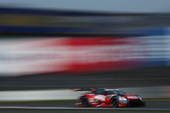 ノックアウト予選: 松田次生／ロニー・クインタレッリ組（GT500:MOTUL AUTECH GT-R）