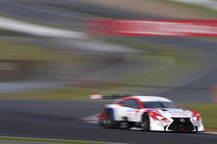 ノックアウト予選: 石浦宏明／オリバー・ジャービス組（GT500:DENSO KOBELCO SARD RC F）