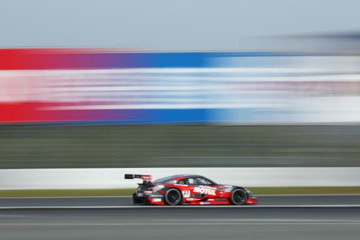 ノックアウト予選: 松田次生／ロニー・クインタレッリ組（GT500:MOTUL AUTECH GT-R）