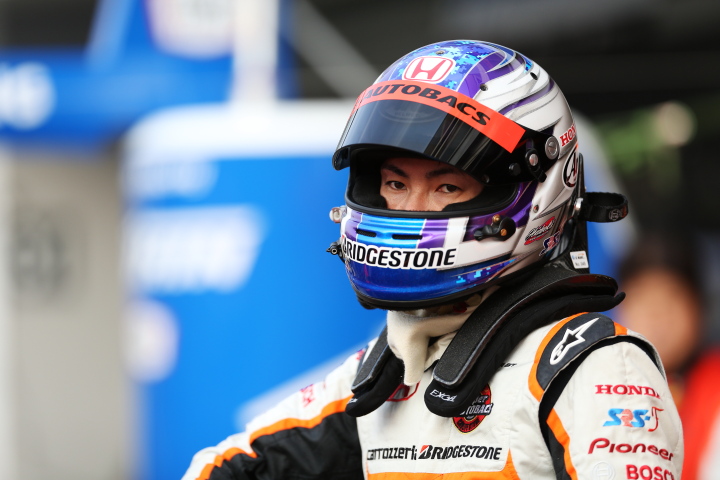 キッズウォーク: 小林崇志（GT300:ARTA CR-Z GT）