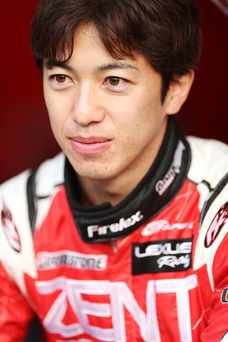 キッズウォーク: 立川祐路（GT500:ZENT CERUMO RC F）