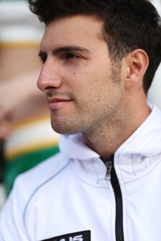 キッズウォーク: アンドレア・カルダレッリ（GT500:KeePer TOM'S RC F）