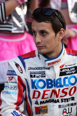 キッズウォーク: オリバー・ジャービス（GT500:DENSO KOBELCO SARD RC F）