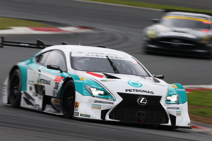 公式練習: 中嶋一貴／ジェームス・ロシター組（GT500:PETRONAS TOM'S RC F）
