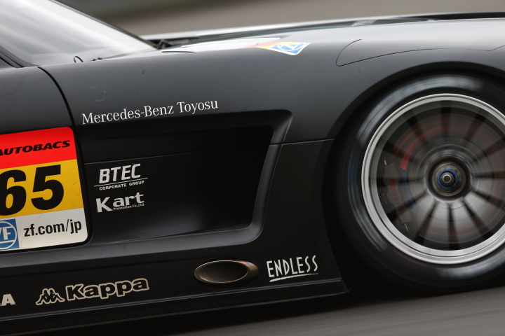 公式練習: 黒澤治樹／黒澤翼組（GT300:LEON SLS）