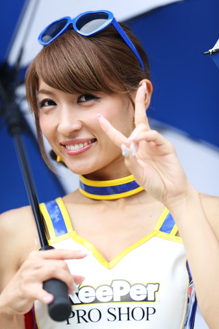 ピットウォーク: レースクイーン