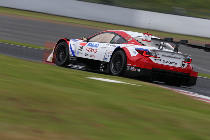 ノックアウト予選Q1: オリバー・ジャービス（GT500:DENSO KOBELCO SARD RC F）