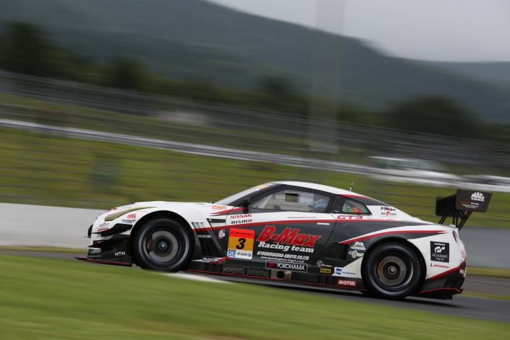 ノックアウト予選Q2: ルーカス・オルドネス（GT300:B-MAX NDDP GT-R）