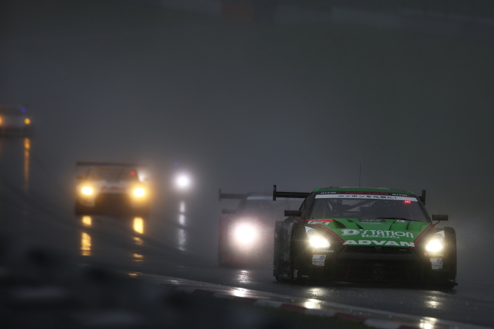 フリー走行: ミハエル・クルム／佐々木大樹組（GT500:D'station ADVAN GT-R）