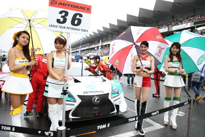 スターティンググリッド: レースクイーン