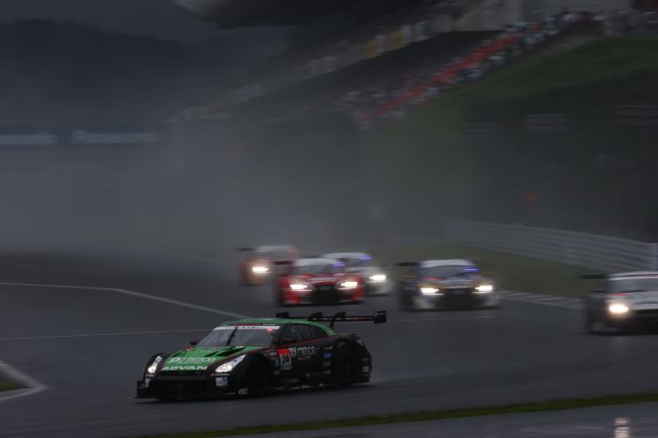 決勝レース: ミハエル・クルム（GT500:D'station ADVAN GT-R）