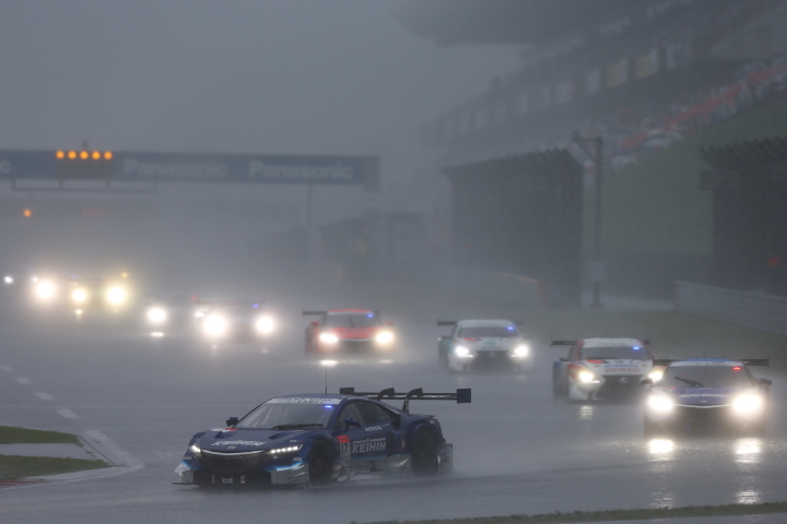 決勝レース: 金石年弘（GT500:KEIHIN NSX CONCEPT-GT）