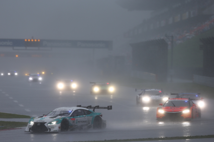 決勝レース: ジェームス・ロシター（GT500:PETRONAS TOM'S RC F）