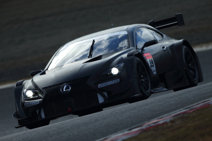 岡山スーパーGTテスト: オリバー・ジャービス（LEXUS RC F）