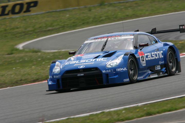 ノックアウト予選: GT500クラスポールポジションの安田裕信／ジョアオ・パオロ・デ・オリベイラ組（カルソニックIMPUL GT-R）