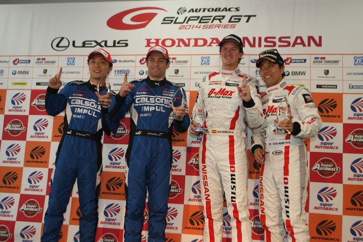 予選フォトセッション: 両クラスのポールシッターたち