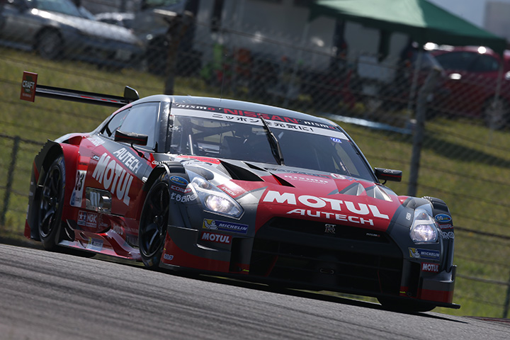 公式練習: GT500クラストップタイムは松田次生／ロニー・クインタレッリ組（MOTUL AUTECH GT-R）