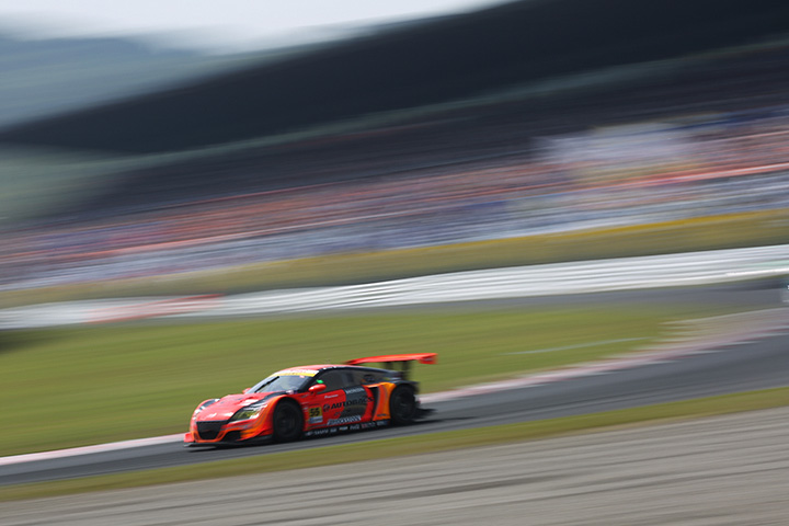 GT300クラス優勝は高木真一／小林崇志組（ARTA CR-Z GT）