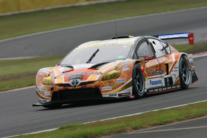 GT300クラス予選2位は新田守男／嵯峨宏紀組（OGT Panasonic PRIUS）