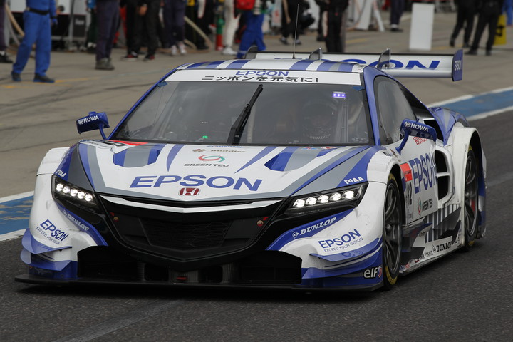 フリー走行: 予選で炎上した中嶋大祐／ベルトラン・バゲット組（Epson NSX CONCEPT-GT）も元気に姿を見せた