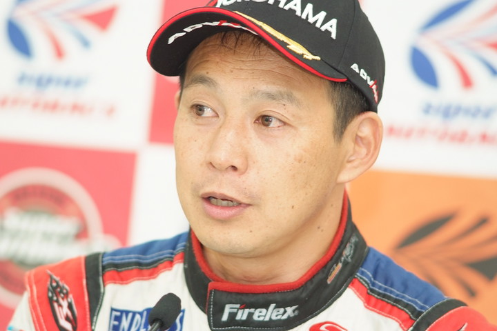 決勝記者会見: GT300クラスで優勝した飯田章（GT300:TWS LM corsa BMW Z4）