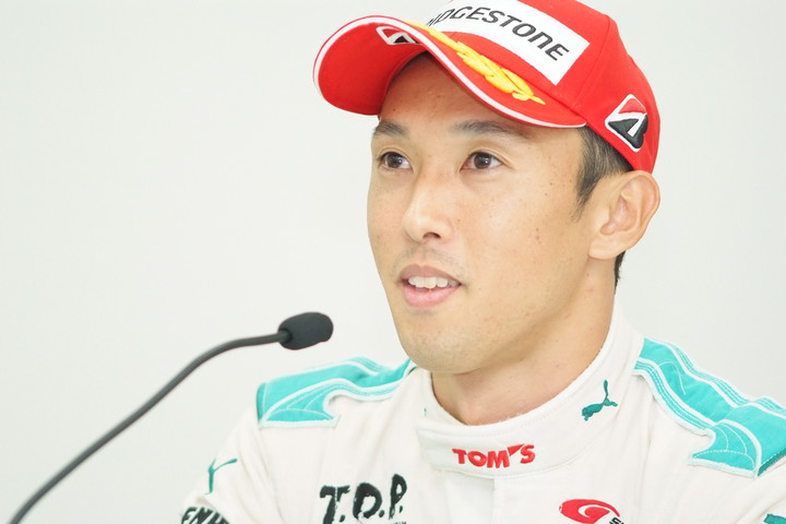 決勝記者会見: GT500クラスで優勝した中嶋一貴（GT500:PETRONAS TOM'S RC F）