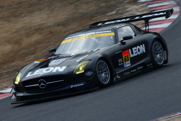 合同テスト: GT300:LEON SLS