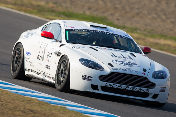 森田將／赤根宏幸組（Category Ⅲ:LCT VANTAGE GT4）