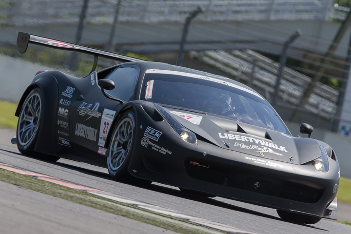 カテゴリー1、予選2位は飯田太陽／水谷晃組（K's Frontier DIRECTION 458GT3）