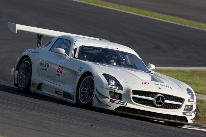 カテゴリー1決勝2位は伊藤良男／竹内浩典組（優伸・SHIFT SLS）