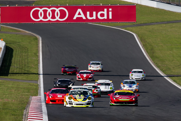 50分間の決勝レースがスタートした