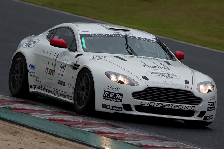 カテゴリーⅢポールポジションは森田將／赤根宏幸組（LCT VANTAGE GT4）