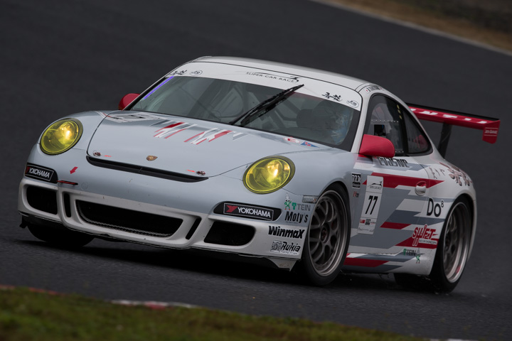カテゴリーⅡ決勝3位は山脇大輔／中島保典組（炙りや秀苑・シフト997 GT3）