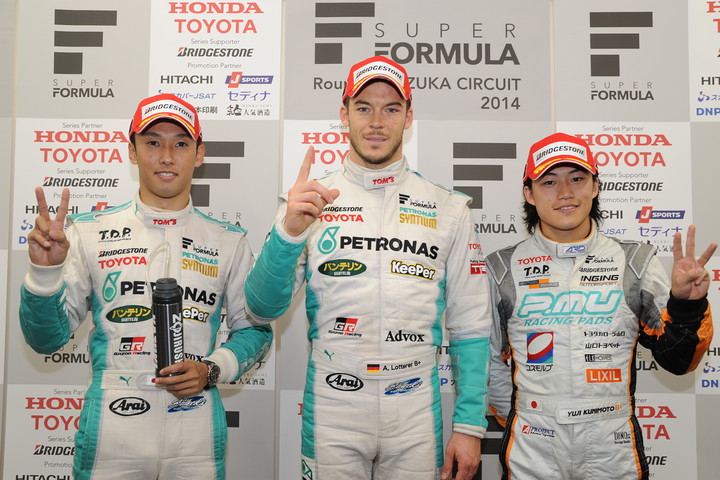 公式予選フォトセッション: レース1、上位3名のドライバー