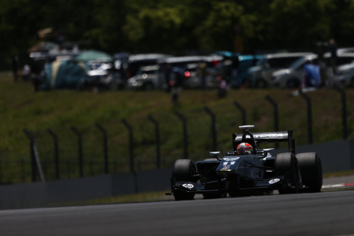 フリー走行: ヴィタントニオ・リウッツィ（HP SF14）