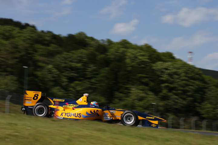 公式予選: ロイック・デュバル（Team KYGNUS SUNOCO SF14）