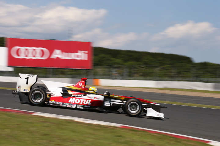 公式予選: 山本尚貴（TEAM 無限 SF14）