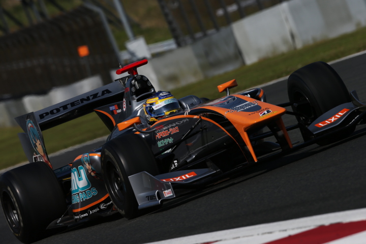 公式予選: 石浦宏明（P.MU/CERUMO・INGING SF14）