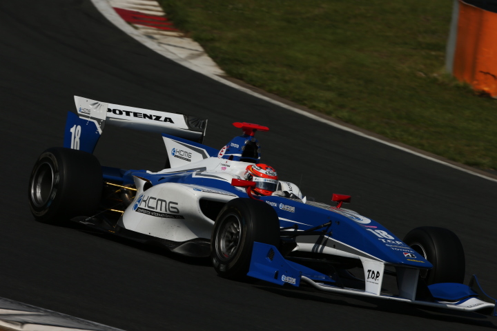 公式予選: 中山雄一（KCMG Elyse SF14）