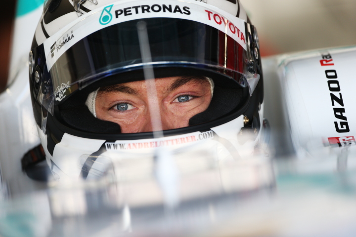 決勝レース1: アンドレ・ロッテラー（PETRONAS TOM’S SF14）