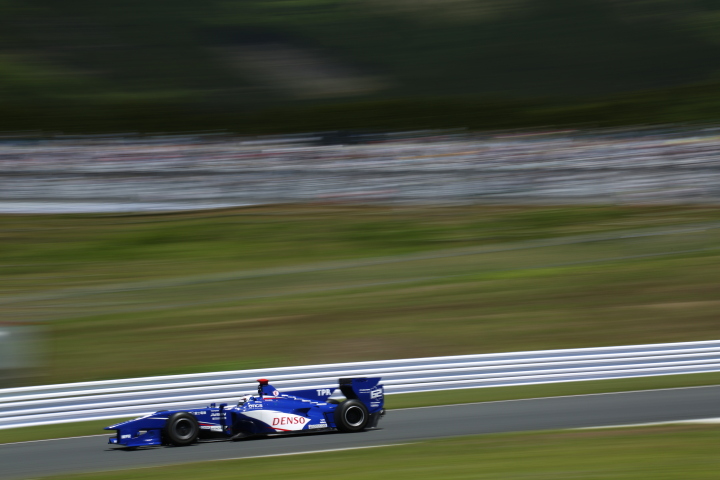 決勝レース1: 嵯峨宏紀（DENSO Le Beausset SF14）